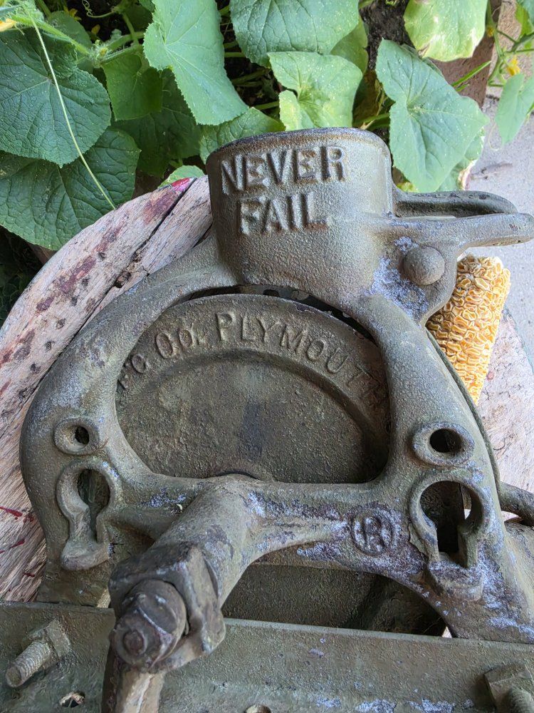Antique Corn Sheller Plymouth Ohio fully functional ready to mount
