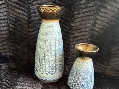 Blue Ceramic Bud Vase Set – Geometric Pattern Gold Rim Decor – Pair $20/both in Draper