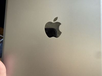 Apple iPad 6th Generation WiFi + Cellular 32GB A1954