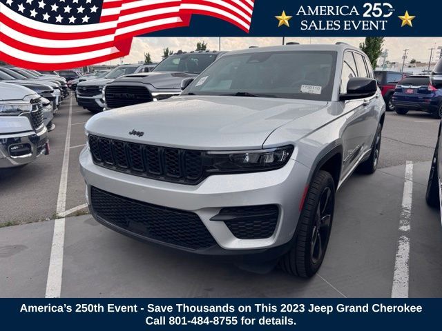 2023 Jeep Grand Cherokee Altitude