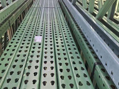 PALLET RACKS