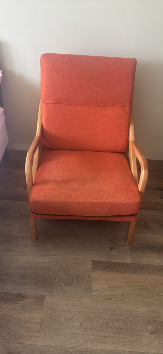 Accent Arm chair - West Elm Chair great condition