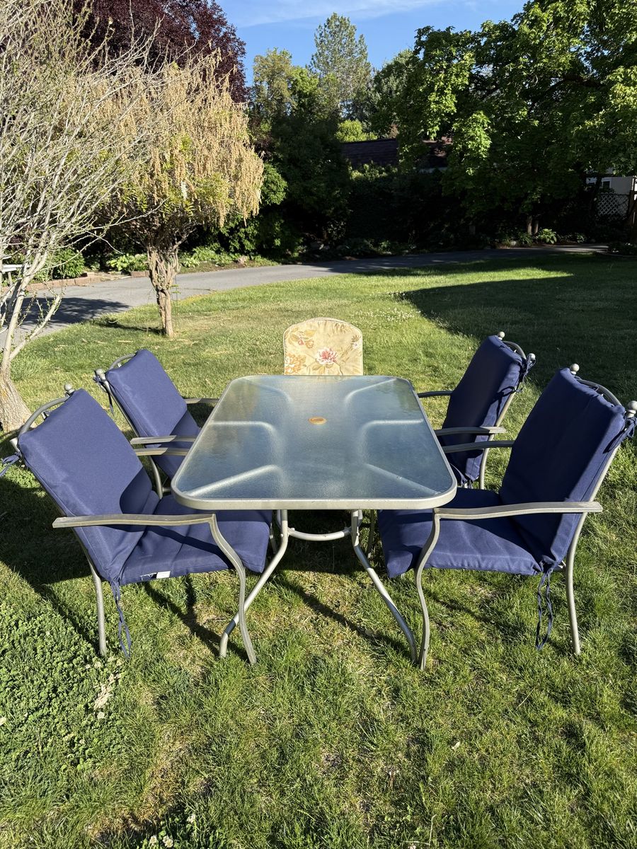 Patio Furniture Set