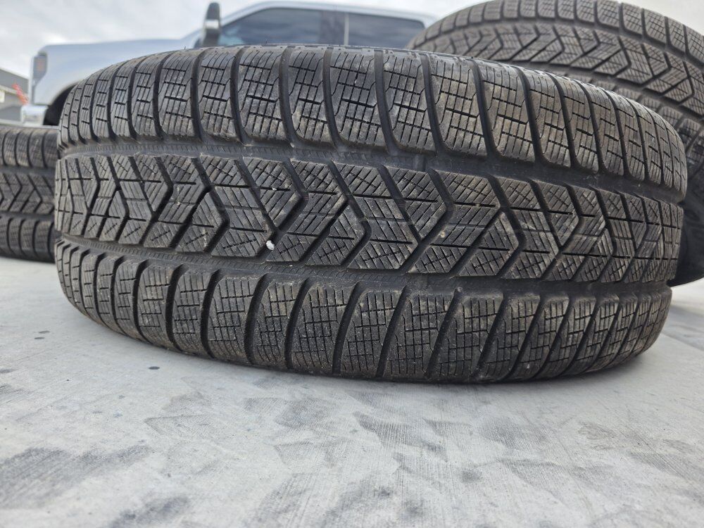 3 TIRES ....275/50R21 Pirelli Scorpion Winter Snow