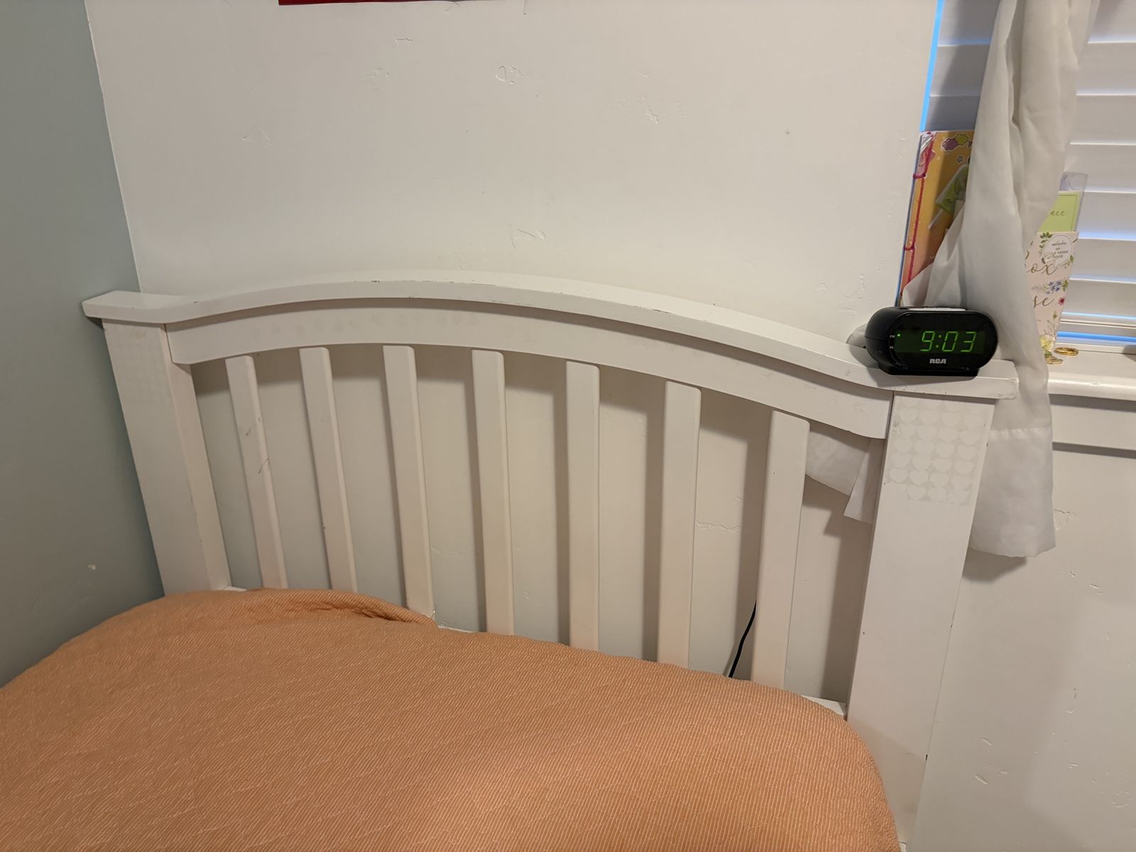 Main image 4