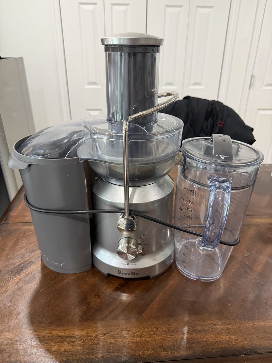 Breville Juicer