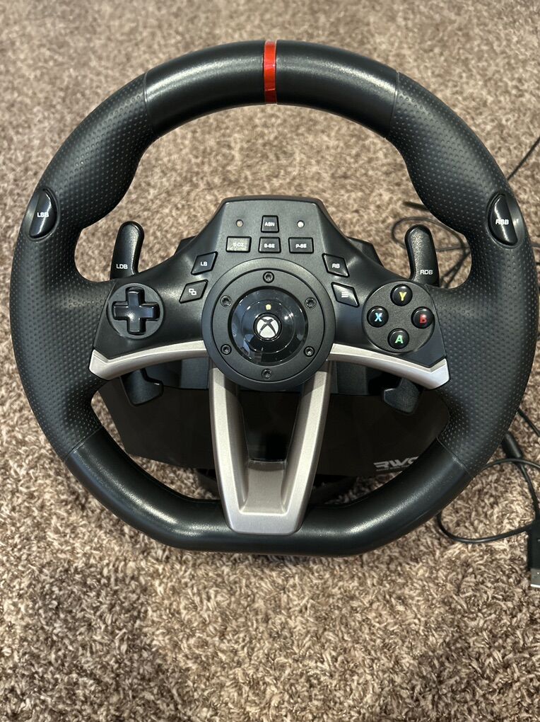 Steering Wheel & Pedals (Xbox One Compatable)