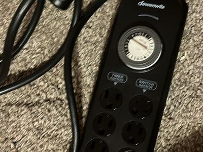 Dewenwils 8-Outlet Power Strip Surge Protector with Mechanical Timer