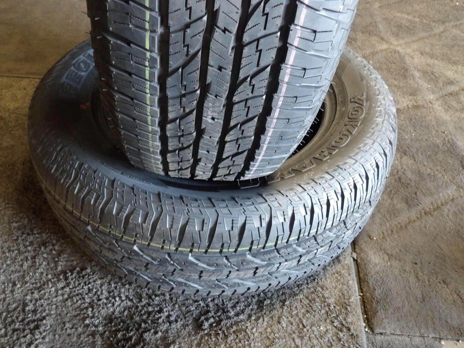 275/60R20 YOKOHAM AGEOLANDAR GO15 PAIR OF TWO NEW TIRES