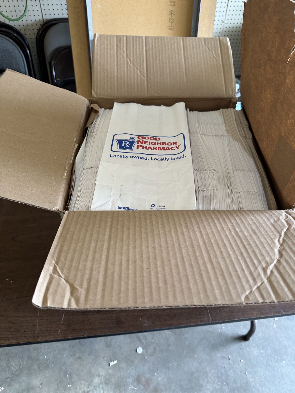 Art Paper Bags 7 in. x 4.25 in. x 13.5 in (1000 cnt) — New