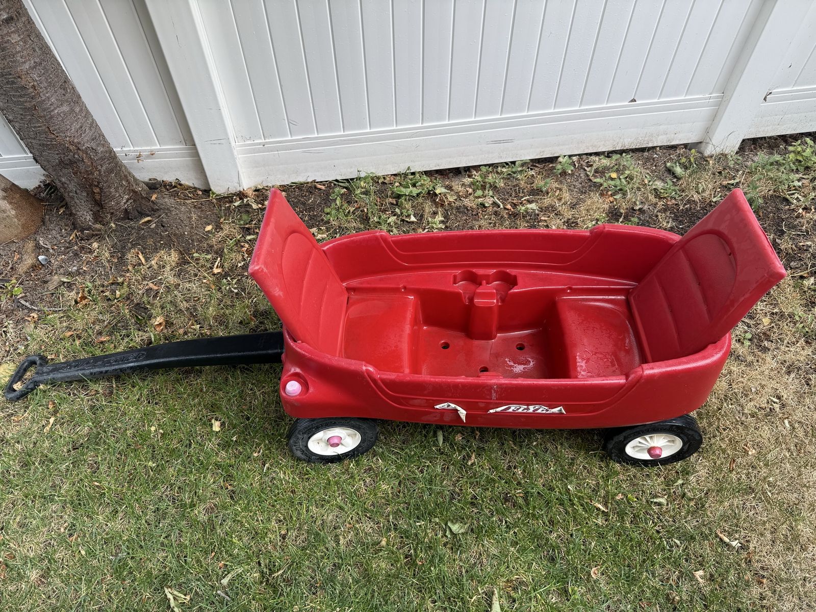Radio Flyer Red Wagon with Seats
