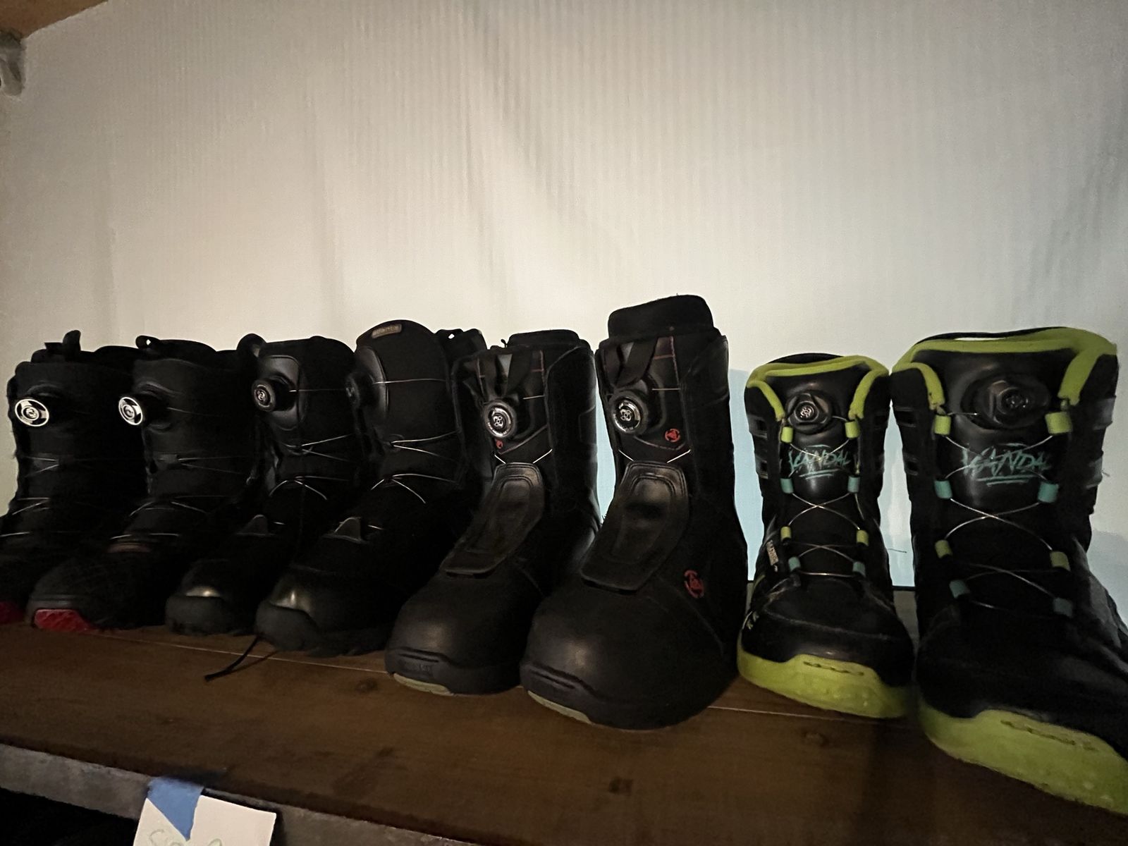 Boa size 5-8, and 70 Others With Laces