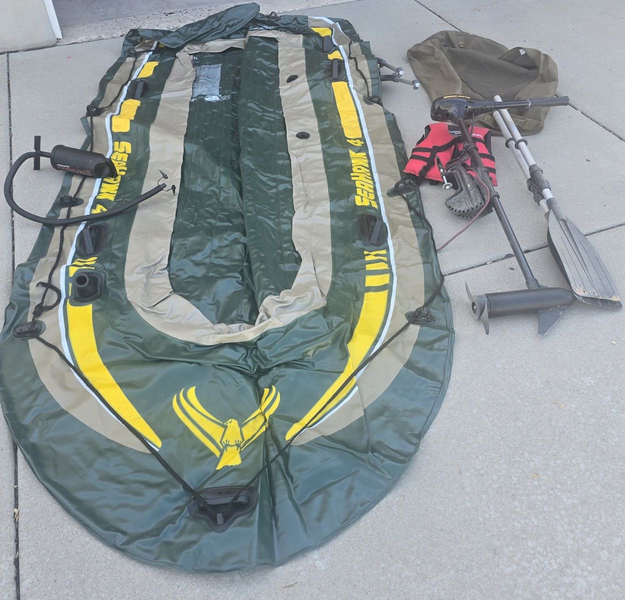 Intex Seahawk 4 Inflatable Boat Bundle with Motor, Oars, and Pump