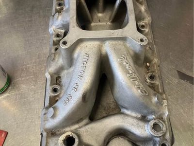 Edelbrock Victor Jr 302 Intake