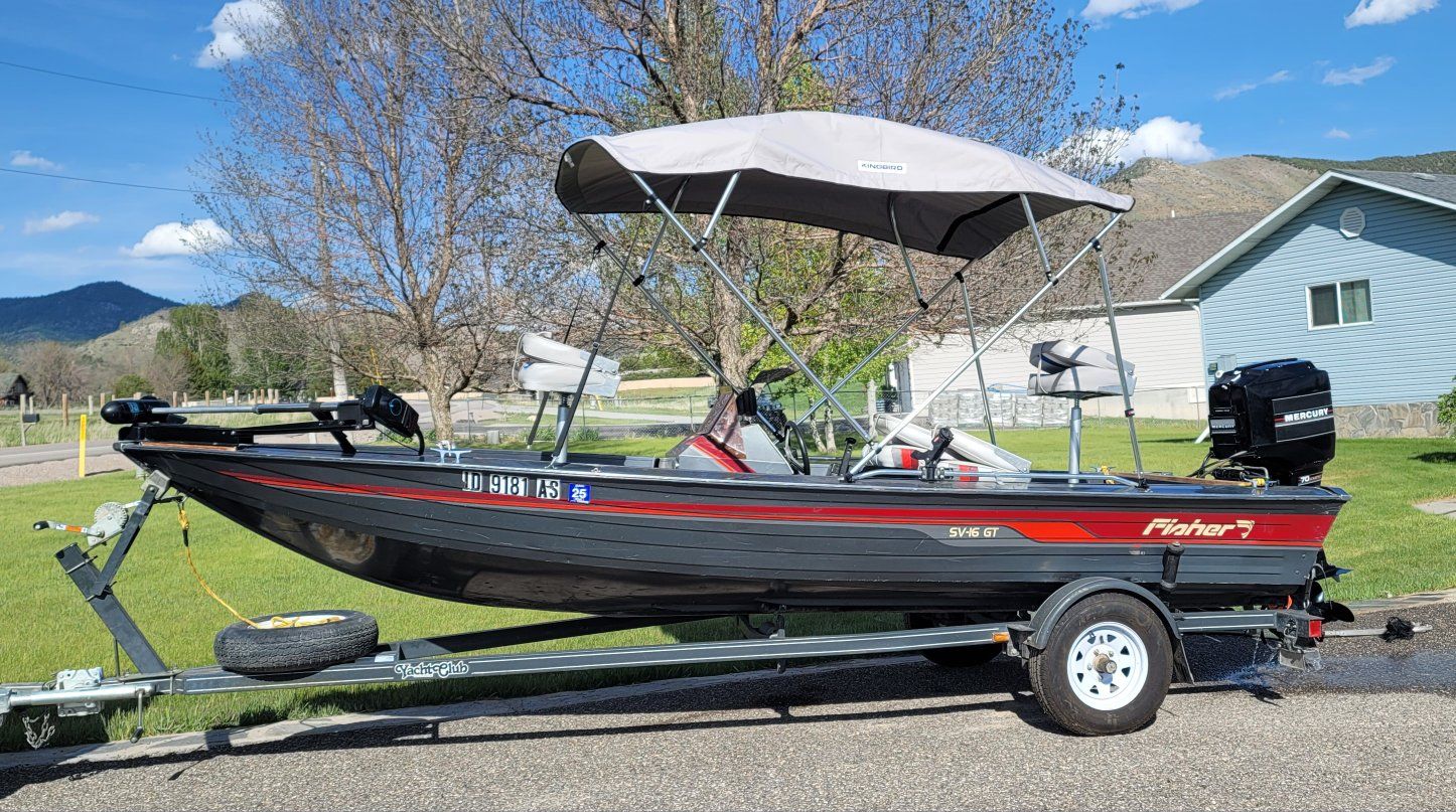 1987 Fisher SV-16 GT V-hull boat