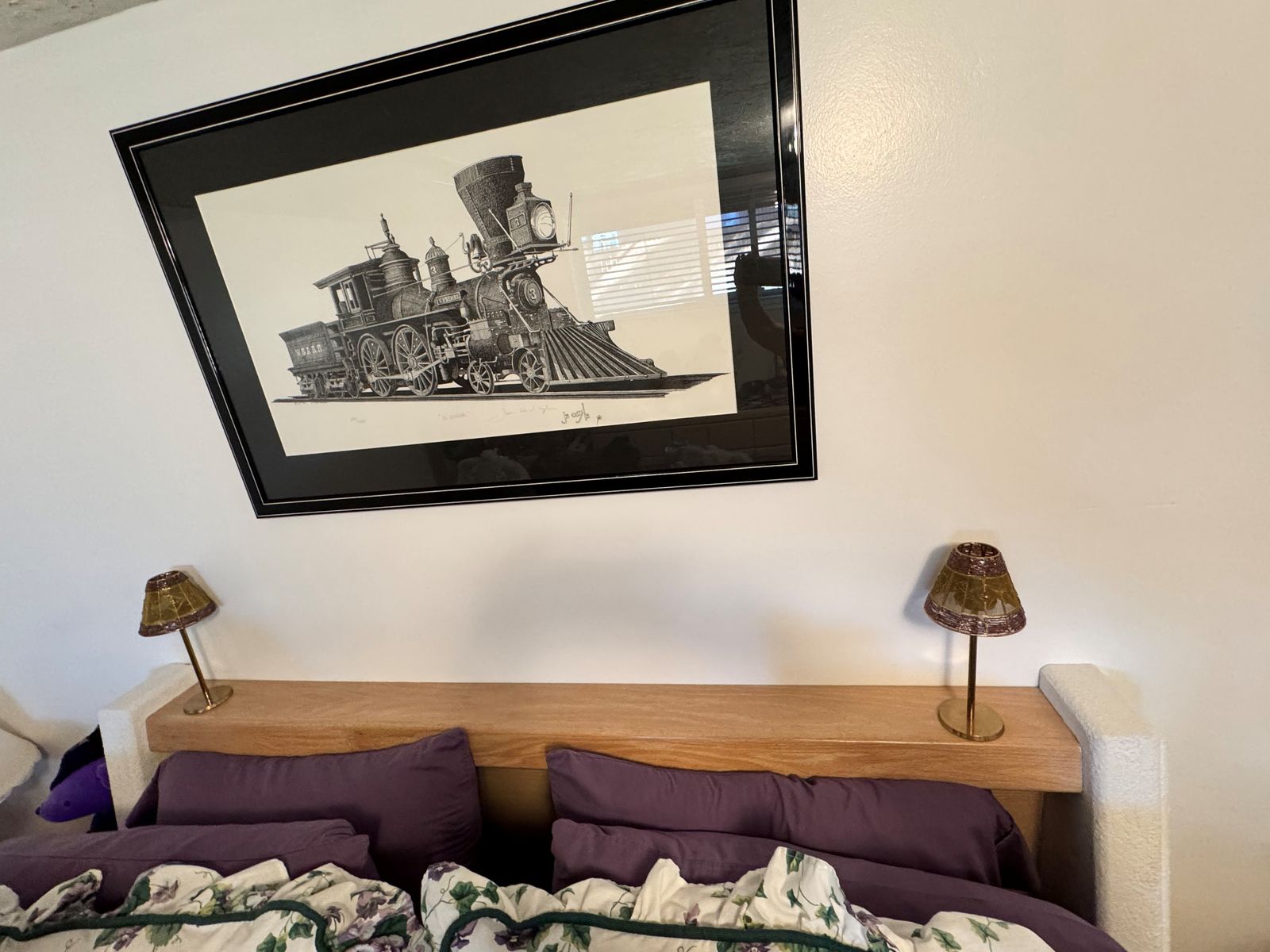 QUEEN SIZE HEAD BOARD WITH LIGHTS