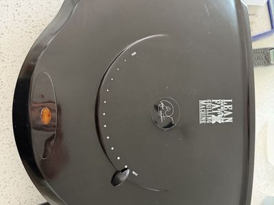 Electric grill