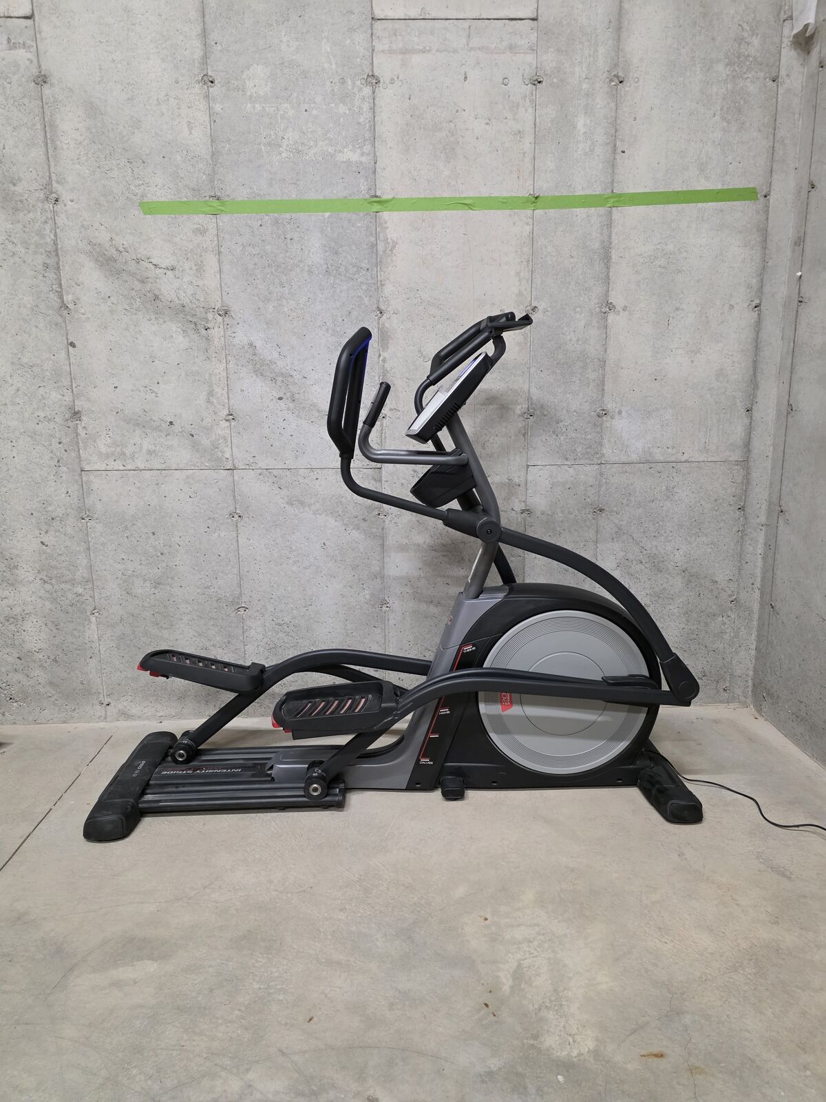 ProForm Pro 9.9 Elliptical, iFIT Compatible