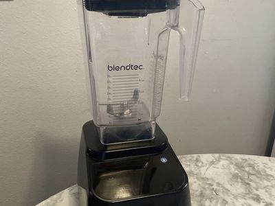 Blendtec designer model CBT1