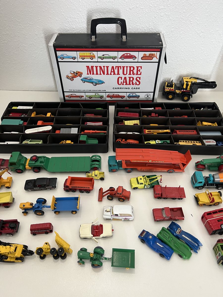Vintage Lesney Matchbox Cars & Case