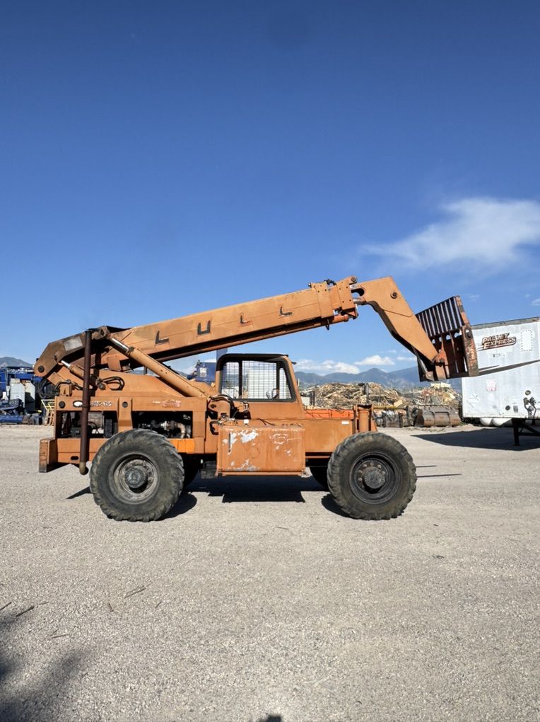 Lull Forklift Telehandler