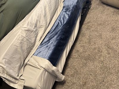 Iron trundle day bed