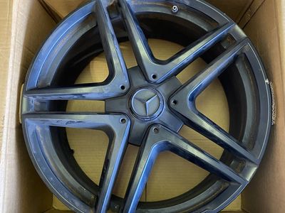 19” OEM Mercedes-Benz E63 S AMG Front Wheel W212 Rim TPMS Included A2124010800