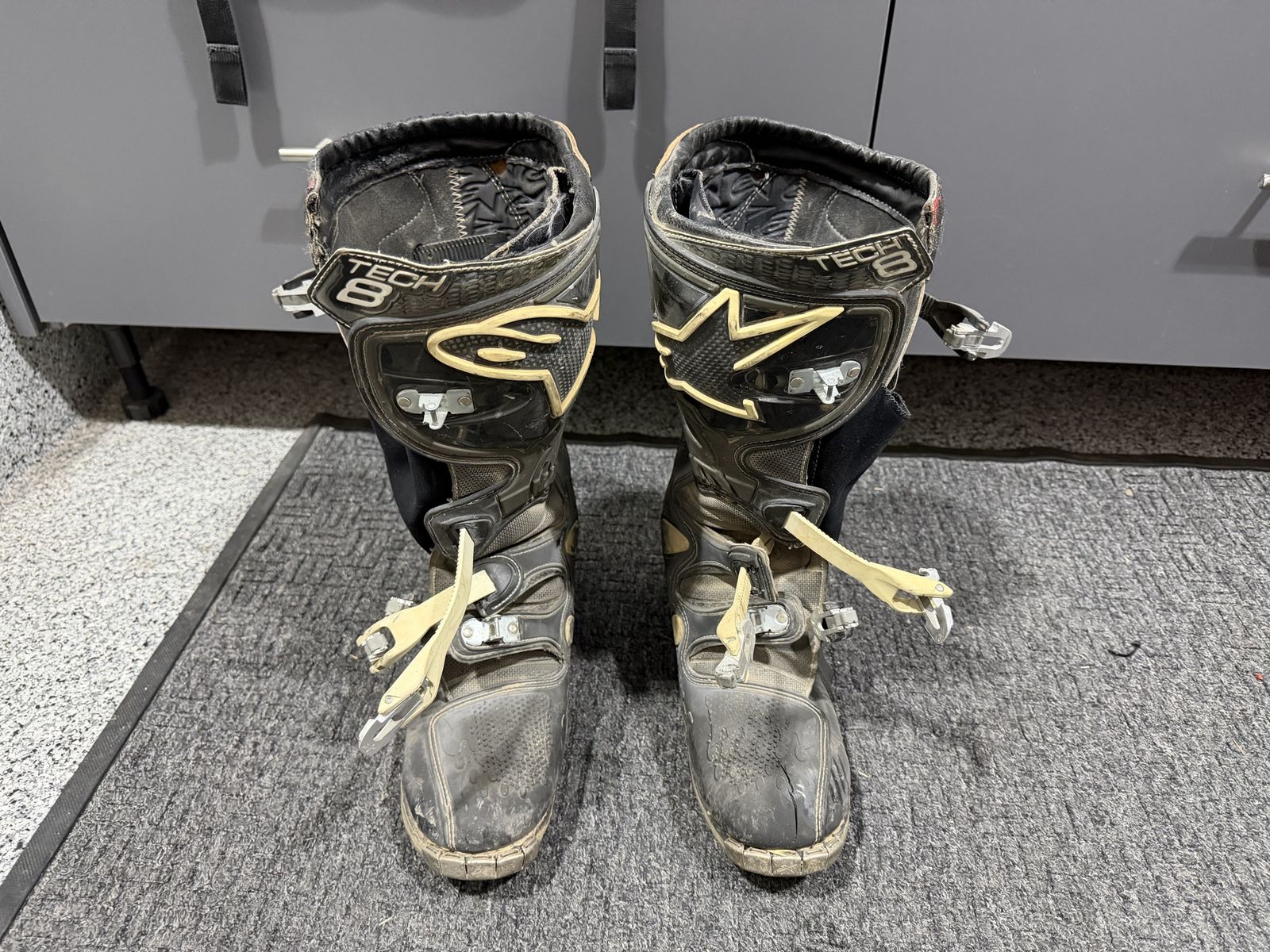Alpinestars Tech 8 Motocross Boots, Size 12, Black/Brown/Cream, Used
