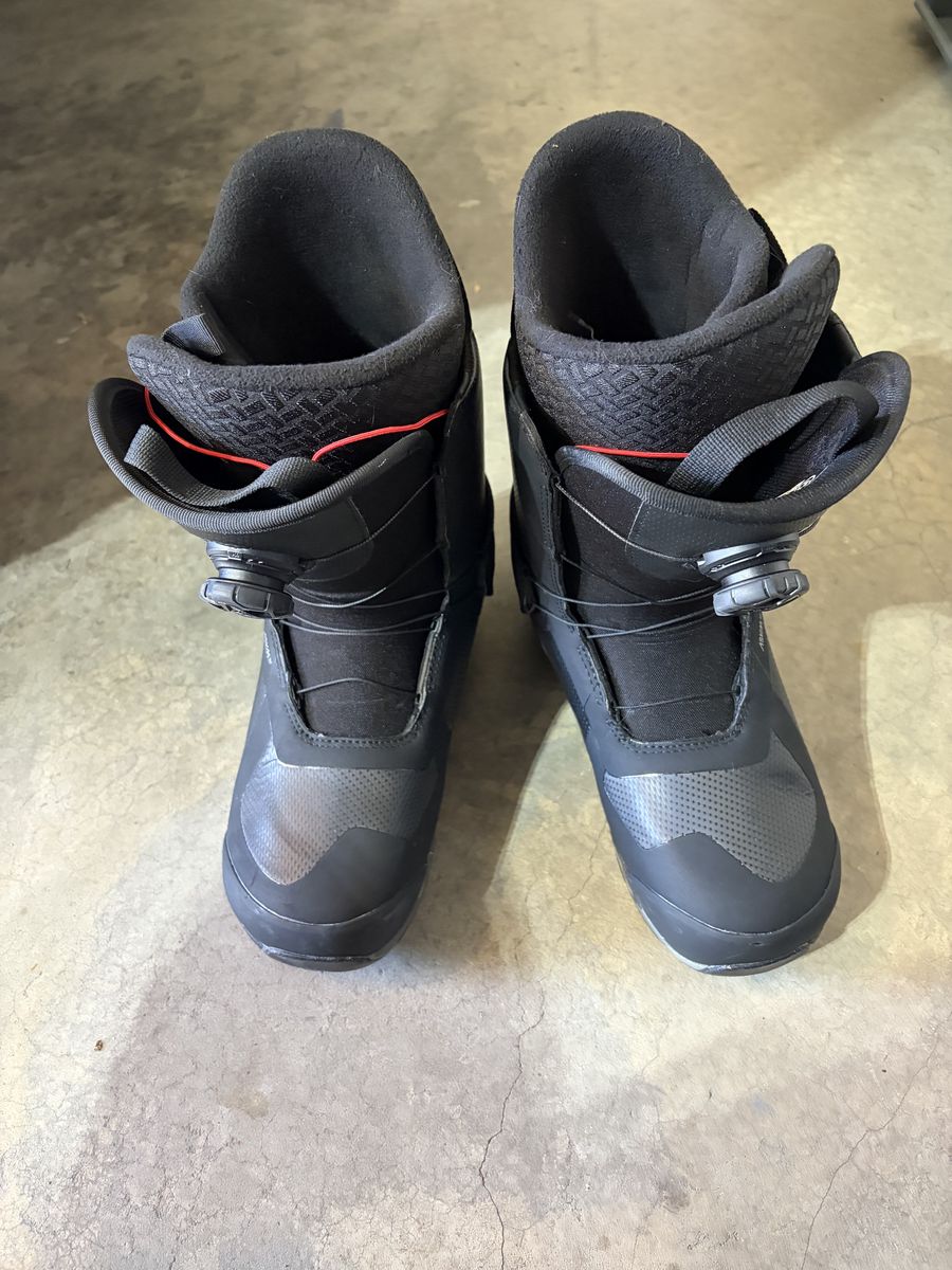 Men’s Nidecker Kita snowboard boots, size 10