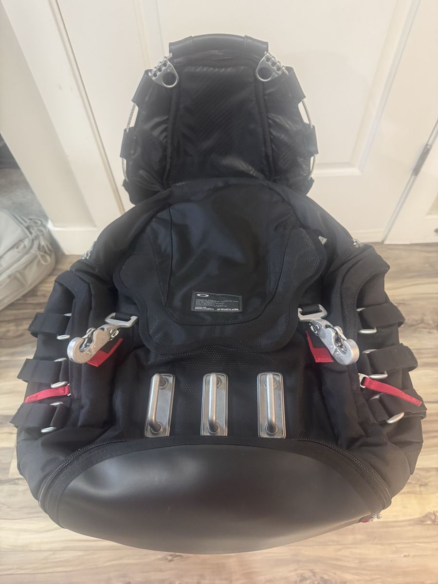 Oakley Kitchen Sink Backpack