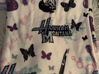 Hannah Montana twin size soft blanket Disney 