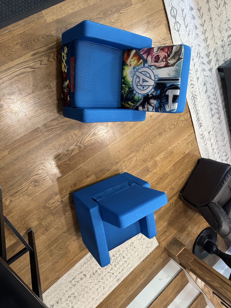 Avengers kids chairs