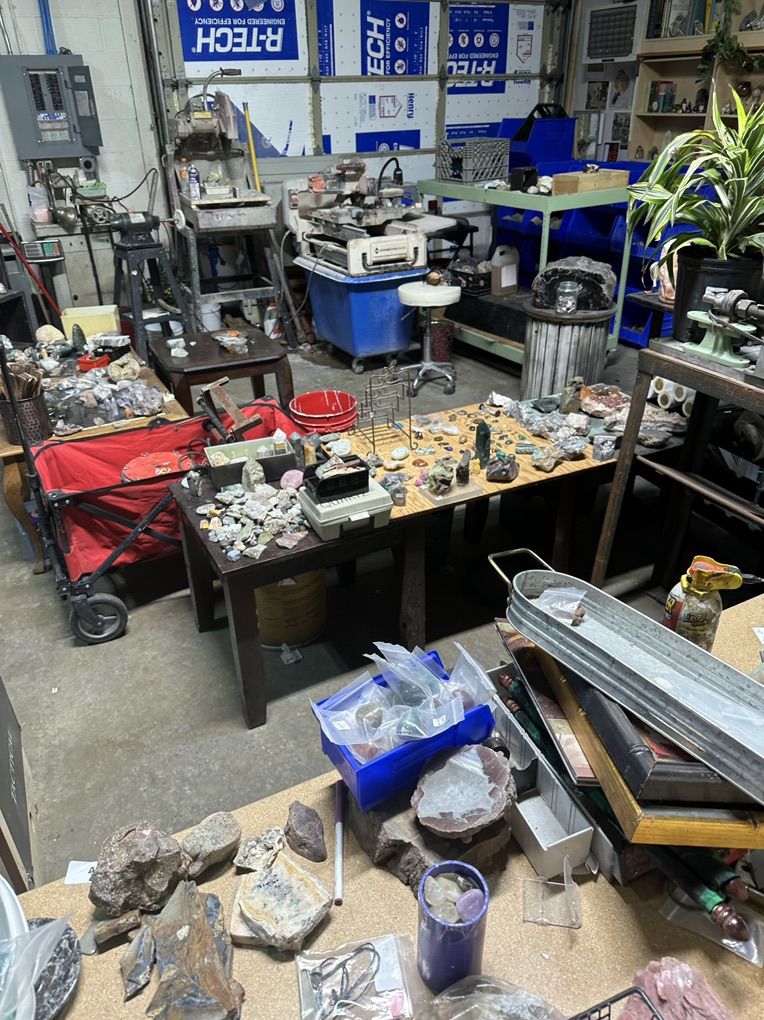 Estate / Flash Sale Pop Up Today