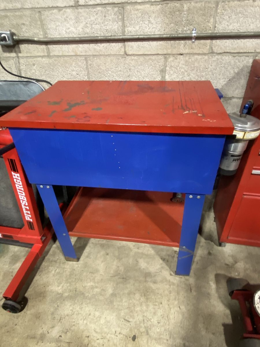 Parts washer
