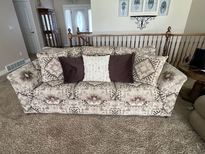 Patterned Fabric Sofa Sleeper with Pull-Out Queen Bed & 5 Throw Pillows