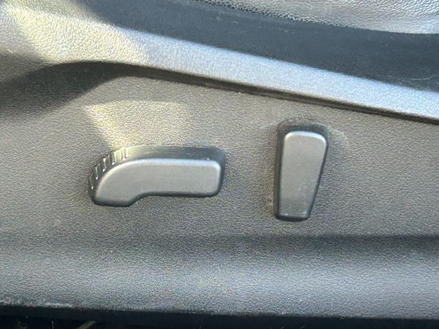 Main image 27