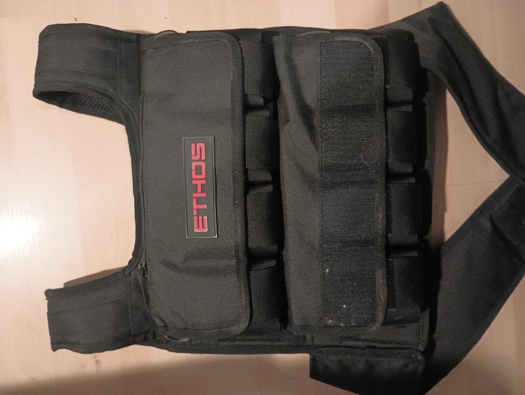 adjustable weighted vest