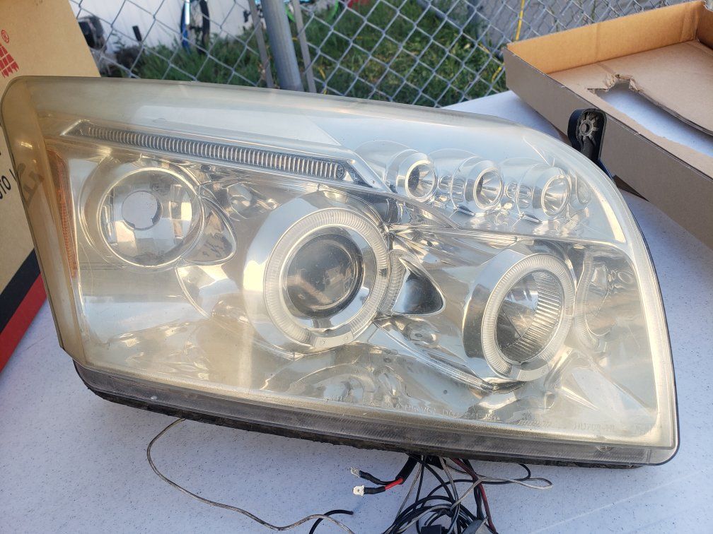 07-12 Dodge Caliber LED Halo Projector Headlights