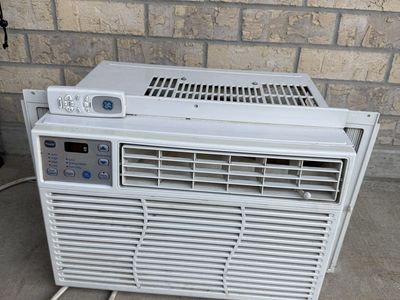 GE Window Air Conditioner with Remote Control