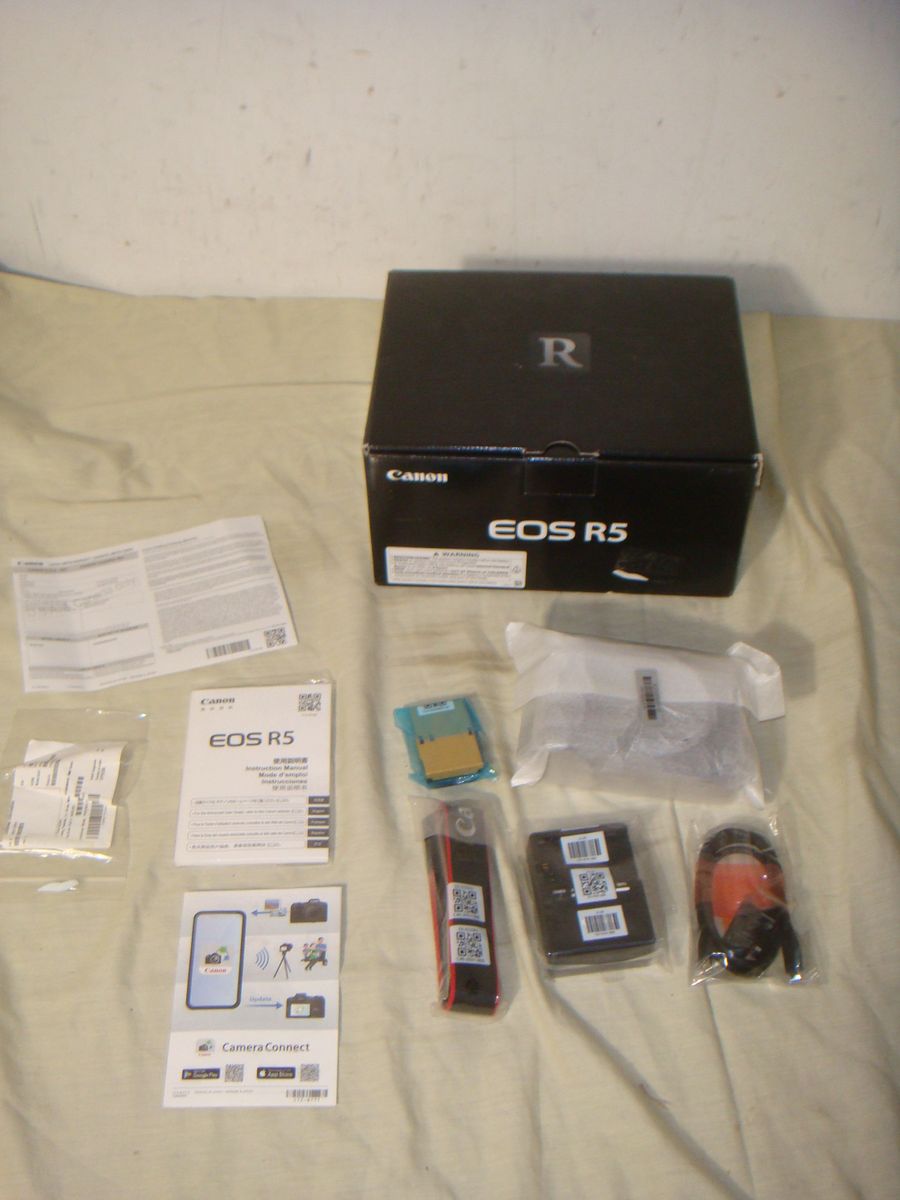 BRAND NEW CANON EOS R5 MIRRORLESS CAMERA BODY ONLY WITH BATTERY/CHARGER/STRAP