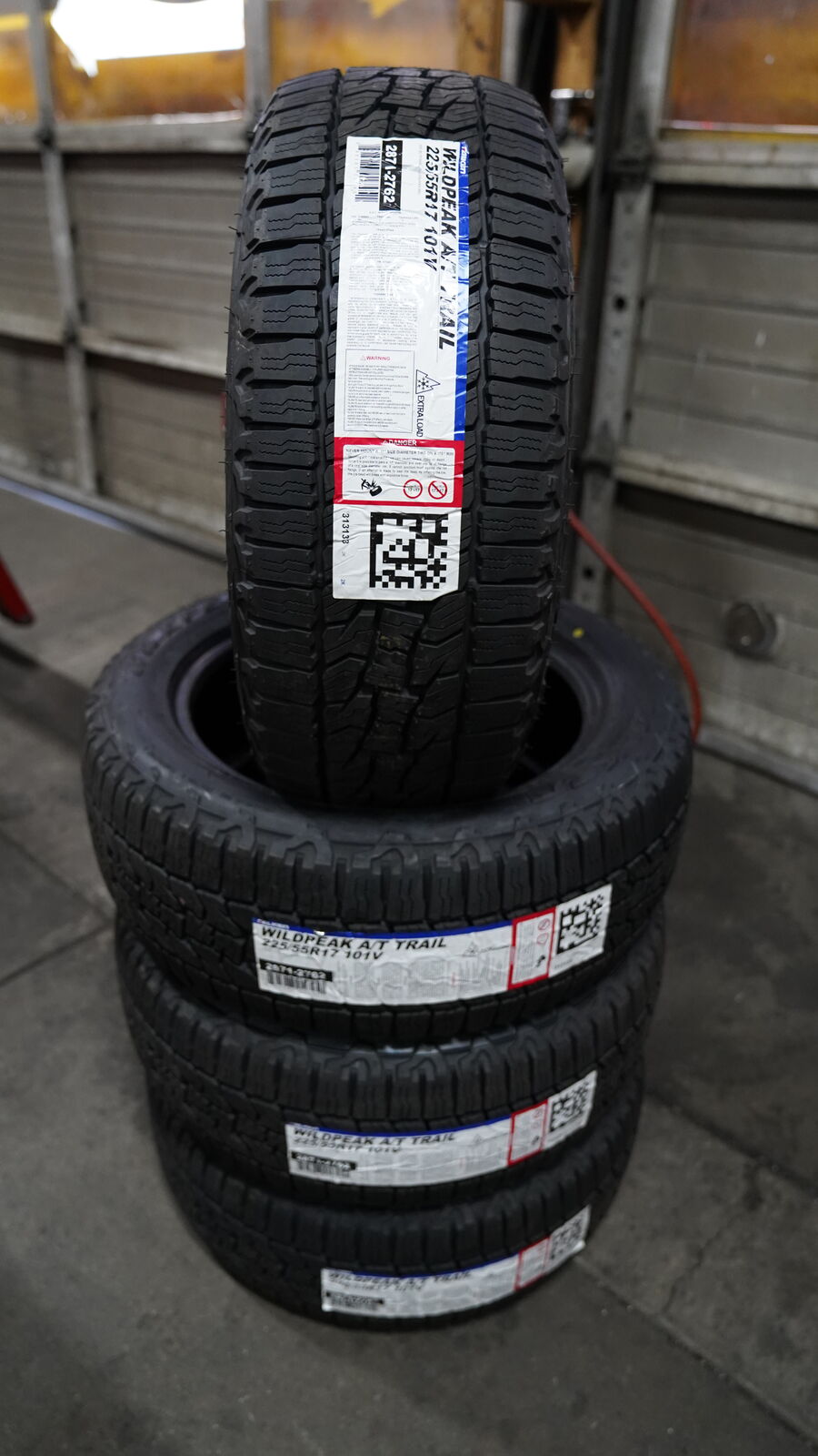 tires 225-55-17 Falken - trail