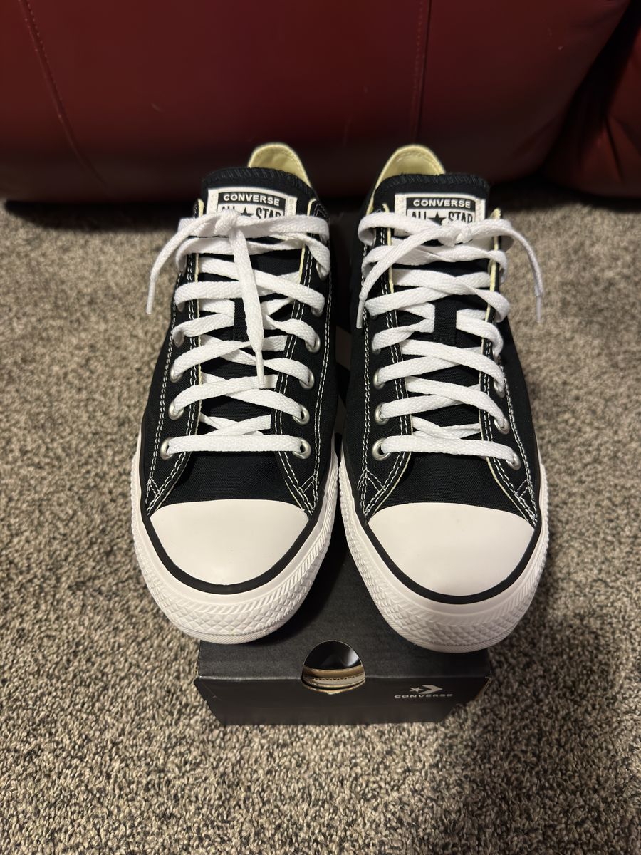 Converse chuck Taylors in a mens size 10/10.5