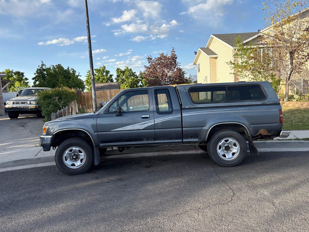 1993 Toyota Pickup DLX