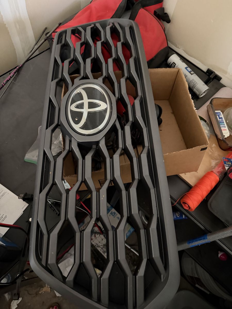 OEM Tacoma 2022 Grill