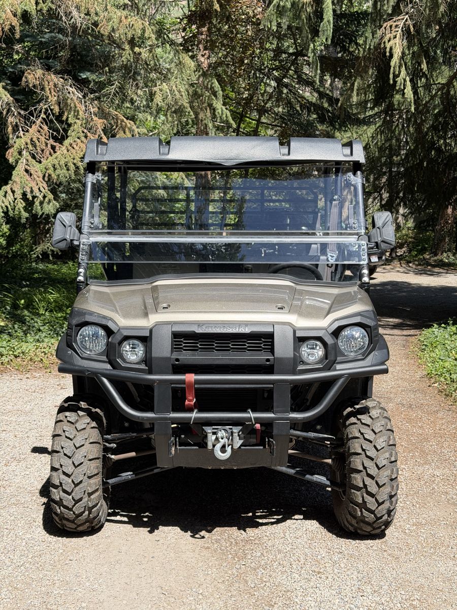 2018 Kawasaki Mule Pro-FXT 4x4 UTV Side-by-Side - good condition 211 hours and 2,300 miles