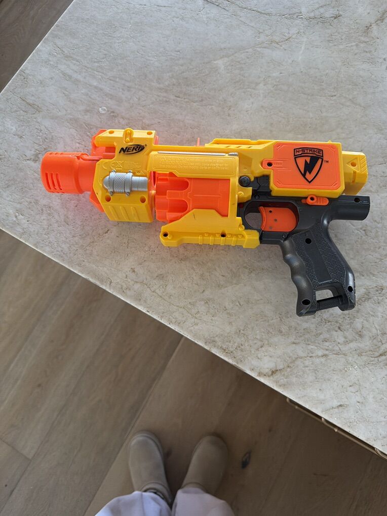 Nerf Gun