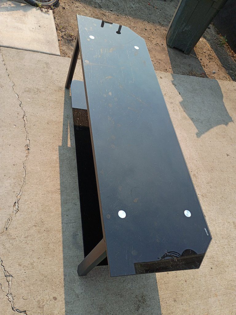 Main image 3
