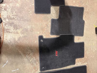 2012 Honda civic Si floor mats front and rear