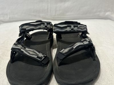 Teva toddler size 13 black/grey sports sandals