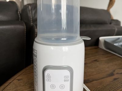 Like New Grownsy Bottle Warmer